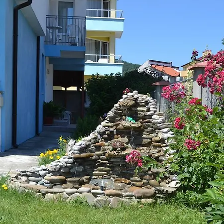 галина 3*